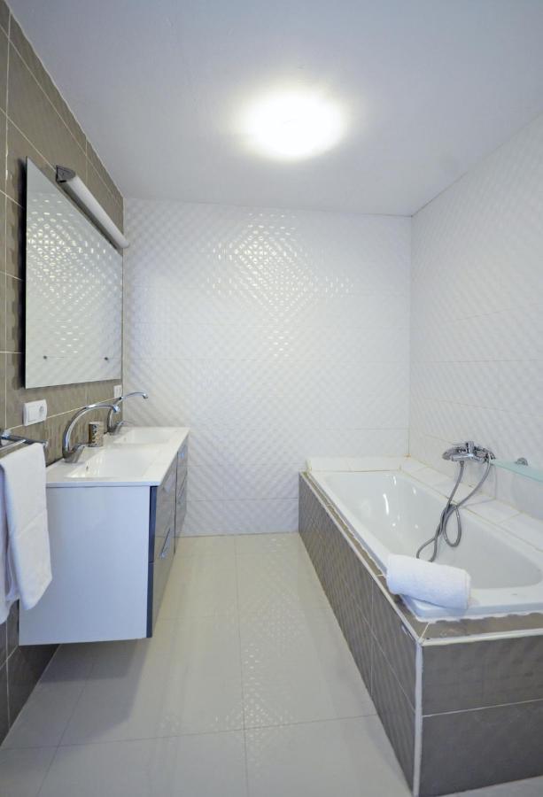 Modern Apartment In Валенсия Екстериор снимка