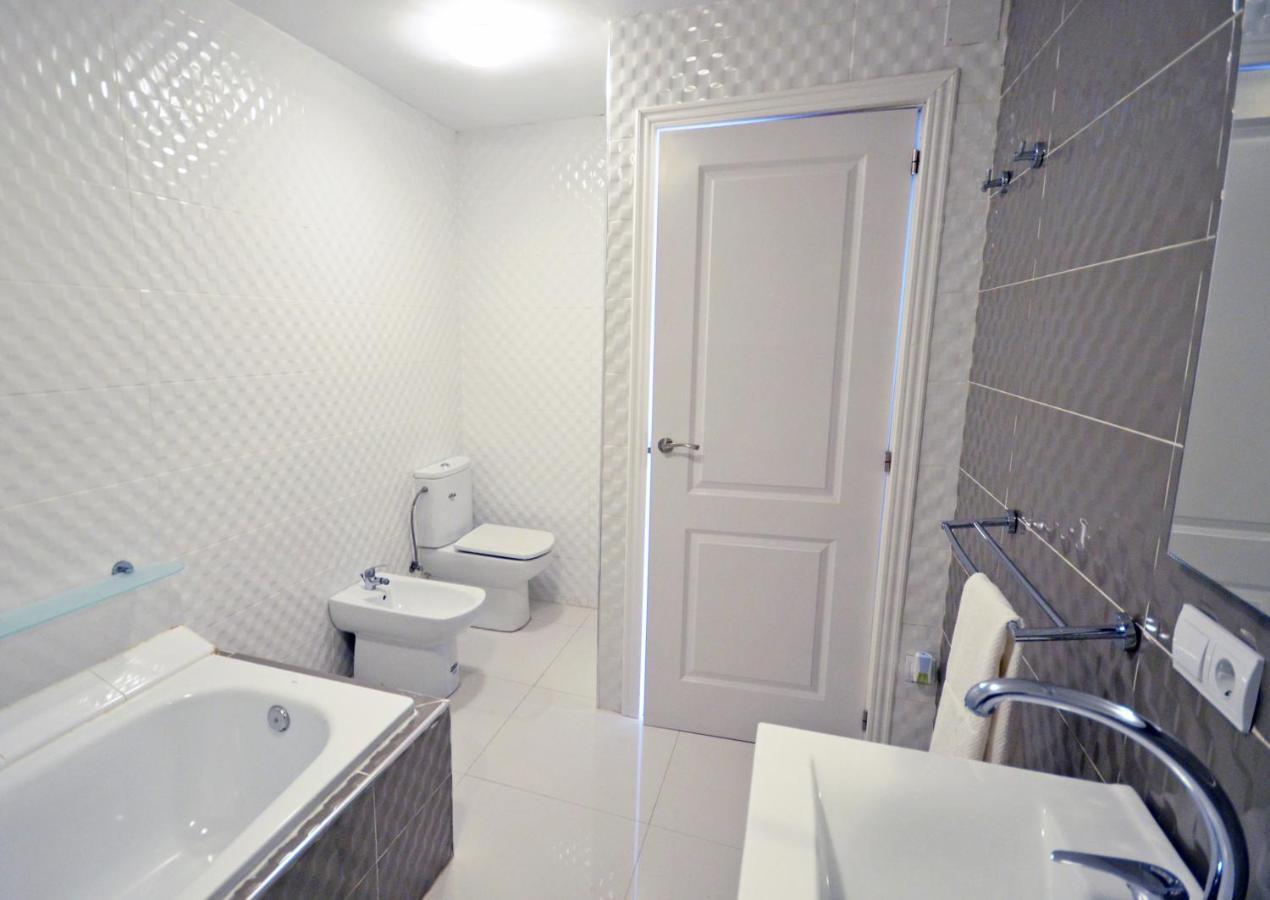 Modern Apartment In Валенсия Екстериор снимка